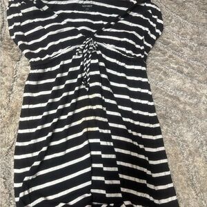 Old Navy Striped Sleeveless Top – Black & White, Size XS, Casual Chic